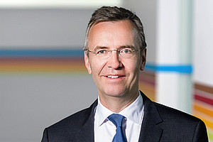 Maximilian Schöberl, Leiter Unternehmenskommunikation der BMW Group